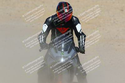 media/Apr-15-2022-Apex Assassins (Fri) [[9fb2e50610]]/Trackday Level 2/Session 2/Turns 9 and 10 Set 1/